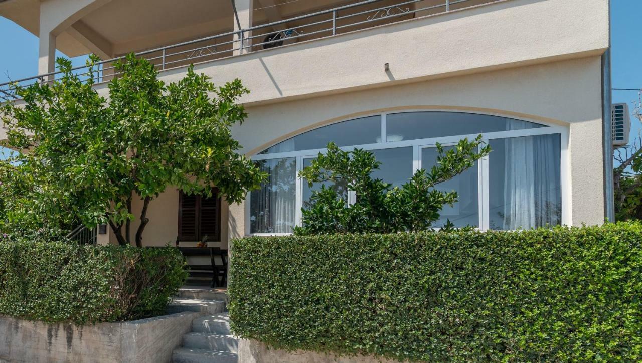 Apartman Niksi Traù Esterno foto