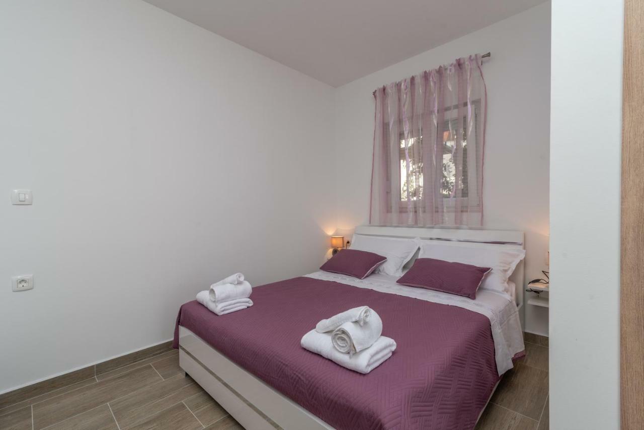 Apartman Niksi Traù Esterno foto